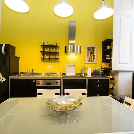 Daire Large & Relaxing Loft In Alfama