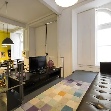 Large & Relaxing Loft In Alfama * Lisboa