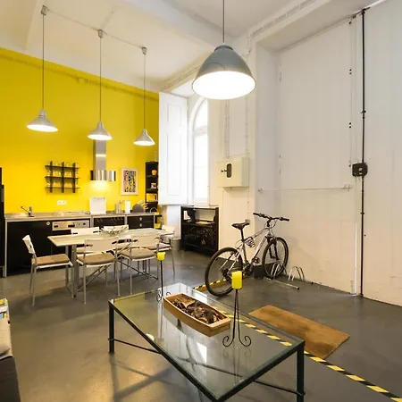 Large & Relaxing Loft In Alfama *