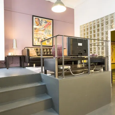 Large & Relaxing Loft In Alfama דירה ליסבון