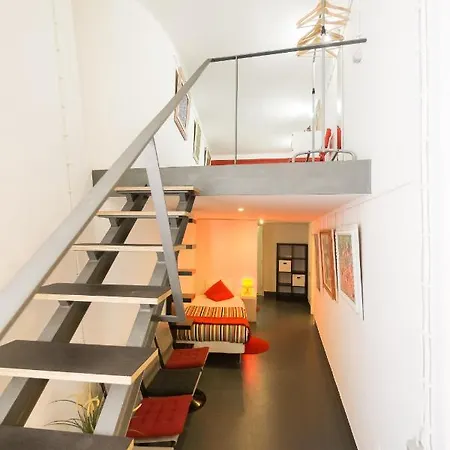 דירה Large & Relaxing Loft In Alfama