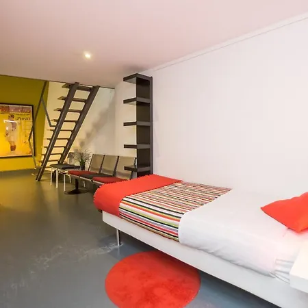 Large & Relaxing Loft In Alfama Apartament